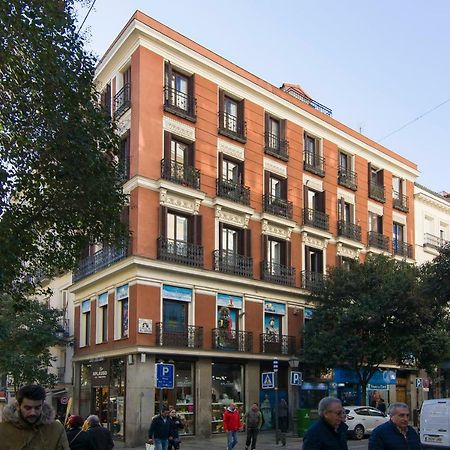 Sol Luxury Suites Madrid Exteriér fotografie