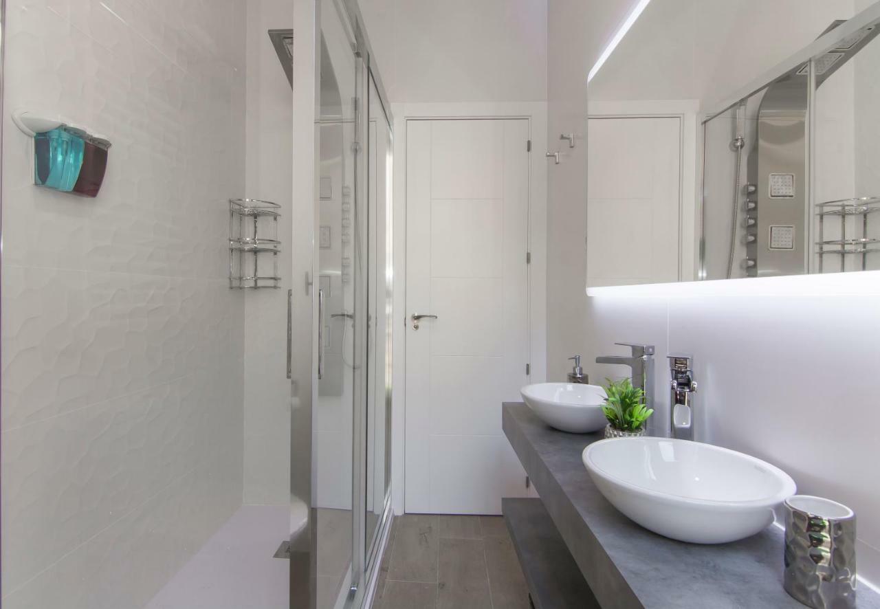 Sol Luxury Suites Madrid Exteriér fotografie