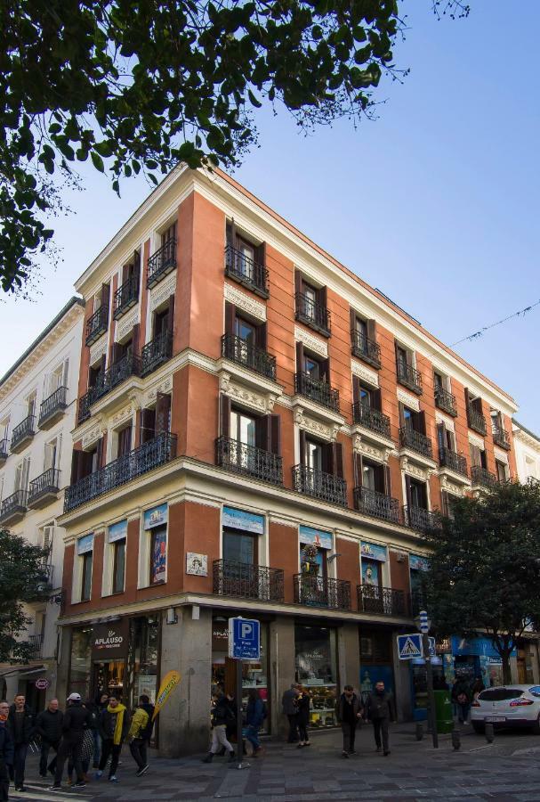 Sol Luxury Suites Madrid Exteriér fotografie